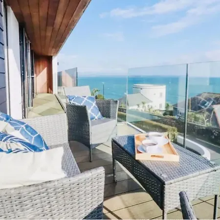With Incredible Sea Views Holiday home Mevagissey