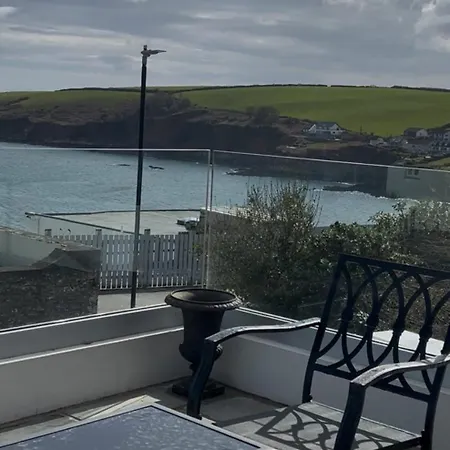 With Incredible Sea Views Holiday home Mevagissey
